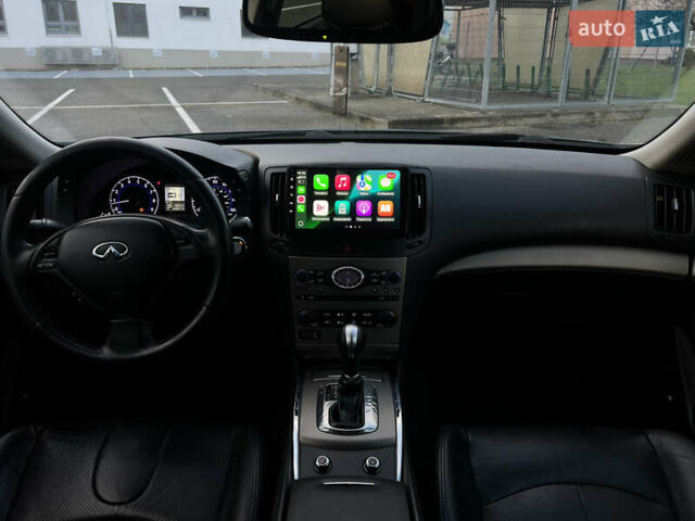 Серый Инфинити G25, объемом двигателя 2.5 л и пробегом 190 тыс. км за 7999 $, фото 4 на Automoto.ua