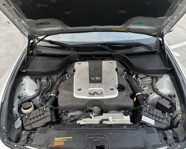 Серый Инфинити G25, объемом двигателя 2.5 л и пробегом 219 тыс. км за 8000 $, фото 13 на Automoto.ua