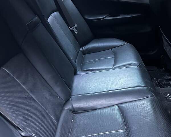 Серый Инфинити G25, объемом двигателя 2.5 л и пробегом 118 тыс. км за 9600 $, фото 6 на Automoto.ua