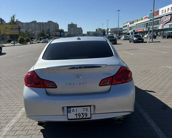 Серый Инфинити G25, объемом двигателя 2.5 л и пробегом 187 тыс. км за 9500 $, фото 2 на Automoto.ua