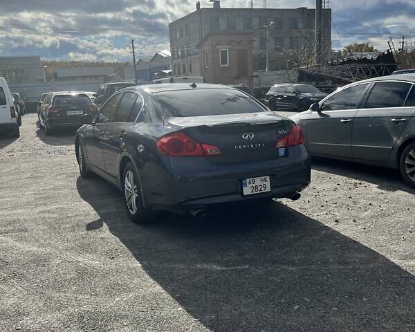 Синий Инфинити G25, объемом двигателя 2.5 л и пробегом 219 тыс. км за 9900 $, фото 2 на Automoto.ua