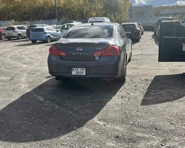 Синий Инфинити G25, объемом двигателя 2.5 л и пробегом 219 тыс. км за 9900 $, фото 3 на Automoto.ua