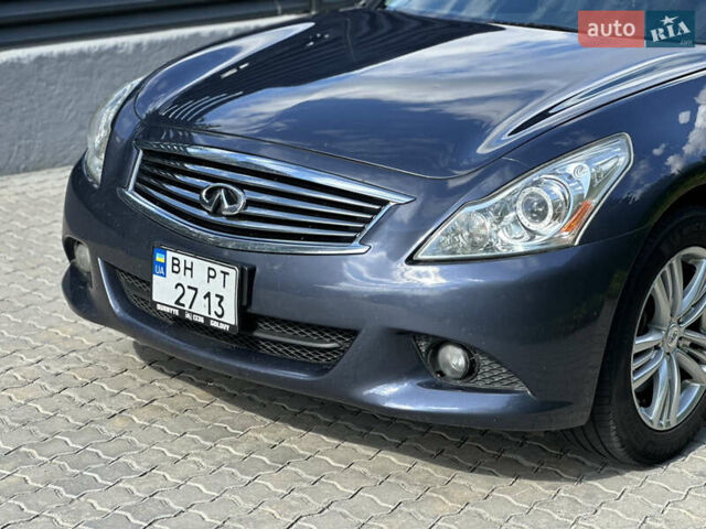 Синий Инфинити G25, объемом двигателя 2.5 л и пробегом 166 тыс. км за 9900 $, фото 6 на Automoto.ua