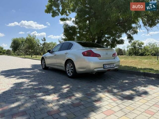 Бежевый Инфинити G35, объемом двигателя 3.5 л и пробегом 150 тыс. км за 9500 $, фото 5 на Automoto.ua