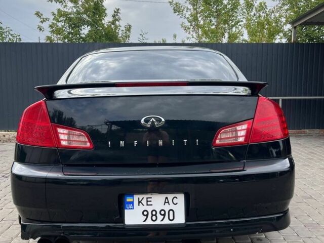 Черный Инфинити G35, объемом двигателя 3.5 л и пробегом 270 тыс. км за 2700 $, фото 6 на Automoto.ua
