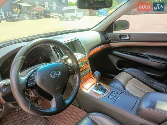 Черный Инфинити G35, объемом двигателя 3.5 л и пробегом 241 тыс. км за 9000 $, фото 7 на Automoto.ua
