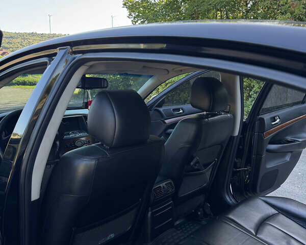 Черный Инфинити G35, объемом двигателя 3.5 л и пробегом 207 тыс. км за 8199 $, фото 7 на Automoto.ua