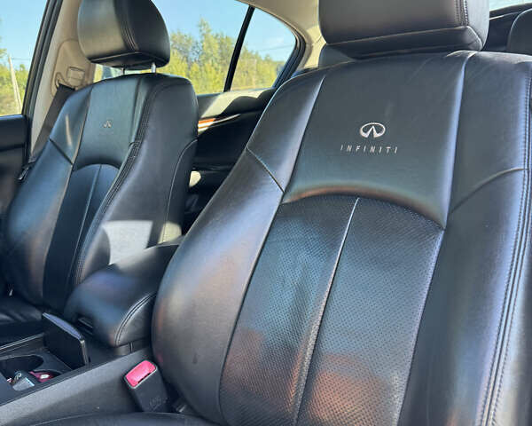 Черный Инфинити G35, объемом двигателя 3.5 л и пробегом 207 тыс. км за 8199 $, фото 19 на Automoto.ua