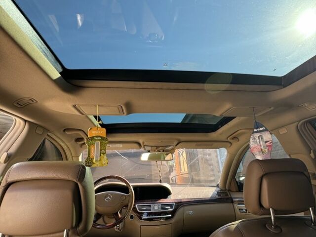 Черный Инфинити G35, объемом двигателя 5.5 л и пробегом 275 тыс. км за 10000 $, фото 9 на Automoto.ua