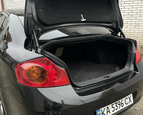 Черный Инфинити G35, объемом двигателя 3.5 л и пробегом 280 тыс. км за 7500 $, фото 13 на Automoto.ua