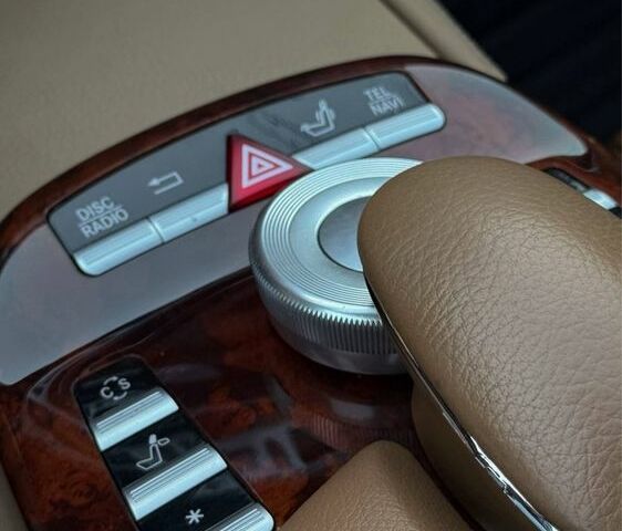 Черный Инфинити G35, объемом двигателя 5.5 л и пробегом 275 тыс. км за 10000 $, фото 8 на Automoto.ua