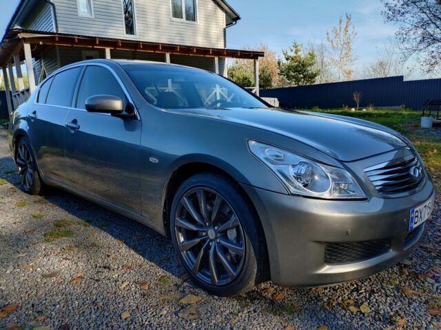 Сірий Інфініті G35, об'ємом двигуна 3.5 л та пробігом 262 тис. км за 7800 $, фото 1 на Automoto.ua