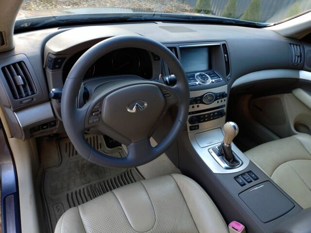 Сірий Інфініті G35, об'ємом двигуна 3.5 л та пробігом 262 тис. км за 7800 $, фото 5 на Automoto.ua