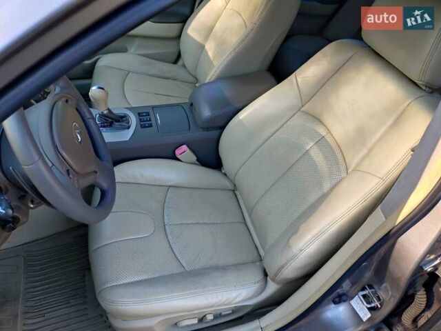 Серый Инфинити G35, объемом двигателя 3.5 л и пробегом 263 тыс. км за 7800 $, фото 10 на Automoto.ua