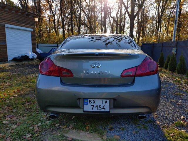 Сірий Інфініті G35, об'ємом двигуна 3.5 л та пробігом 262 тис. км за 7800 $, фото 4 на Automoto.ua