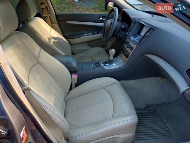 Серый Инфинити G35, объемом двигателя 3.5 л и пробегом 263 тыс. км за 7800 $, фото 2 на Automoto.ua