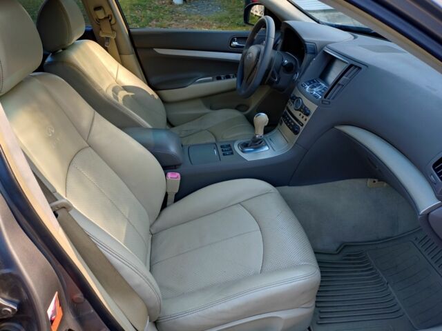 Сірий Інфініті G35, об'ємом двигуна 3.5 л та пробігом 262 тис. км за 7800 $, фото 7 на Automoto.ua