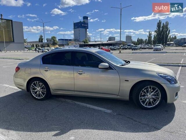 Серый Инфинити G35, объемом двигателя 3.5 л и пробегом 270 тыс. км за 8700 $, фото 2 на Automoto.ua