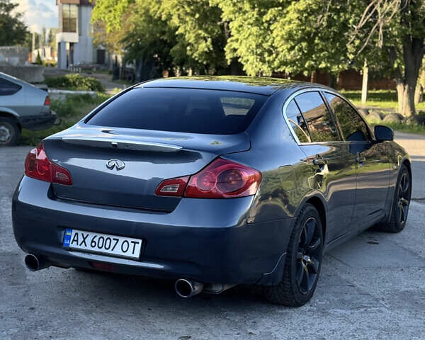 Серый Инфинити G35, объемом двигателя 3.5 л и пробегом 270 тыс. км за 8000 $, фото 5 на Automoto.ua