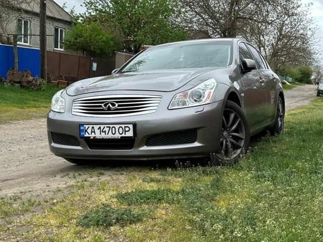 Серый Инфинити G35, объемом двигателя 3.5 л и пробегом 210 тыс. км за 5500 $, фото 7 на Automoto.ua