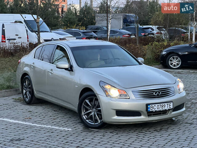 Серый Инфинити G35, объемом двигателя 3.5 л и пробегом 318 тыс. км за 6600 $, фото 4 на Automoto.ua