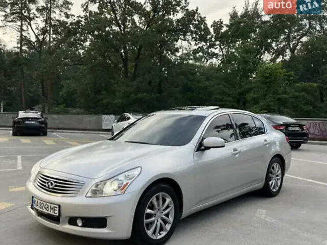 Серый Инфинити G35, объемом двигателя 3.5 л и пробегом 245 тыс. км за 8700 $, фото 2 на Automoto.ua