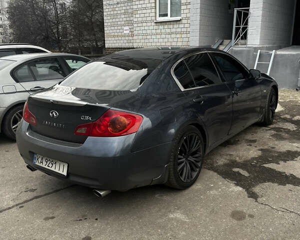 Серый Инфинити G35, объемом двигателя 3.5 л и пробегом 240 тыс. км за 9000 $, фото 2 на Automoto.ua