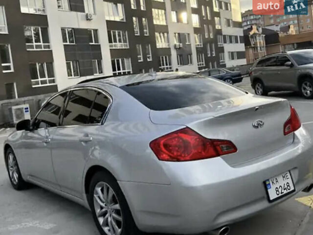 Серый Инфинити G35, объемом двигателя 3.5 л и пробегом 245 тыс. км за 8700 $, фото 3 на Automoto.ua