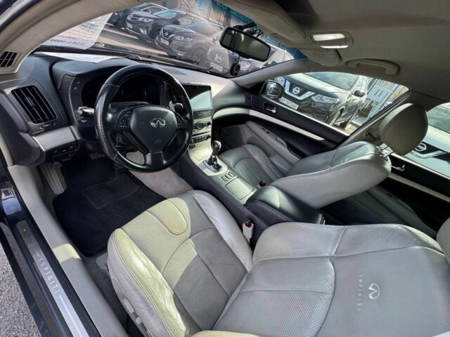 Синий Инфинити G35, объемом двигателя 3.5 л и пробегом 238 тыс. км за 9500 $, фото 4 на Automoto.ua