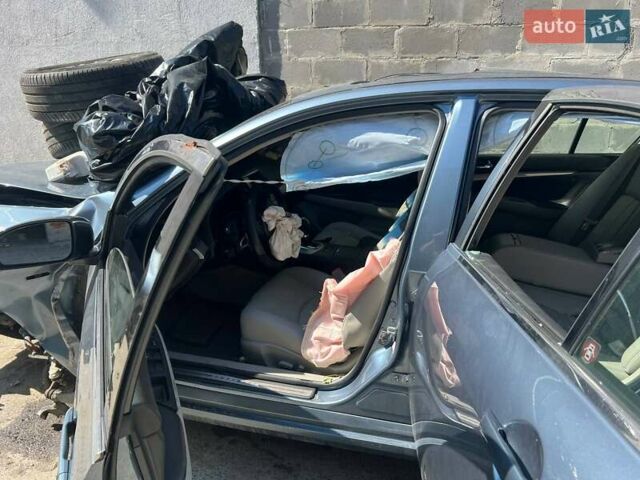 Синий Инфинити G35, объемом двигателя 3.5 л и пробегом 141 тыс. км за 4500 $, фото 3 на Automoto.ua