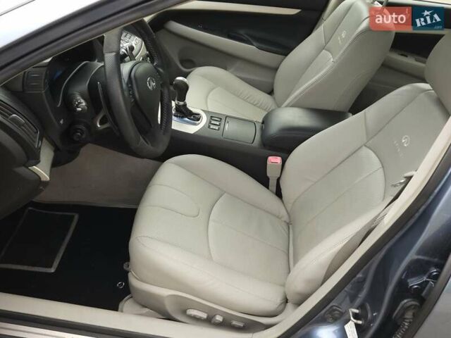 Синий Инфинити G35, объемом двигателя 3.5 л и пробегом 140 тыс. км за 8800 $, фото 22 на Automoto.ua