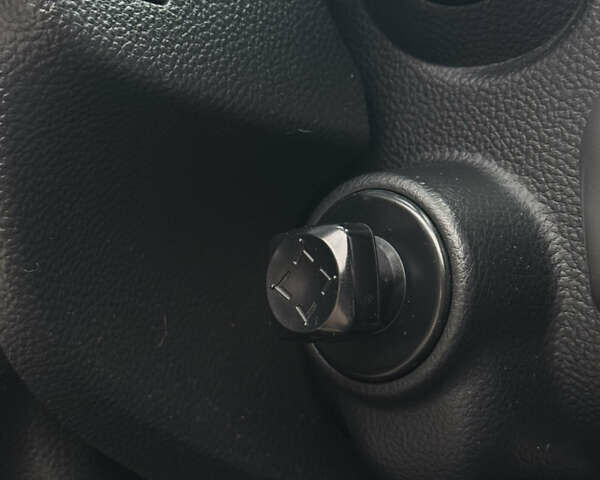 Синий Инфинити G35, объемом двигателя 3.5 л и пробегом 270 тыс. км за 7499 $, фото 17 на Automoto.ua