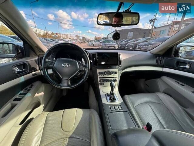 Синий Инфинити G35, объемом двигателя 3.5 л и пробегом 238 тыс. км за 9500 $, фото 1 на Automoto.ua