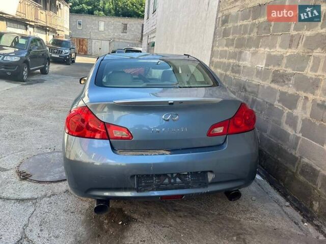 Синий Инфинити G35, объемом двигателя 3.5 л и пробегом 141 тыс. км за 4500 $, фото 5 на Automoto.ua