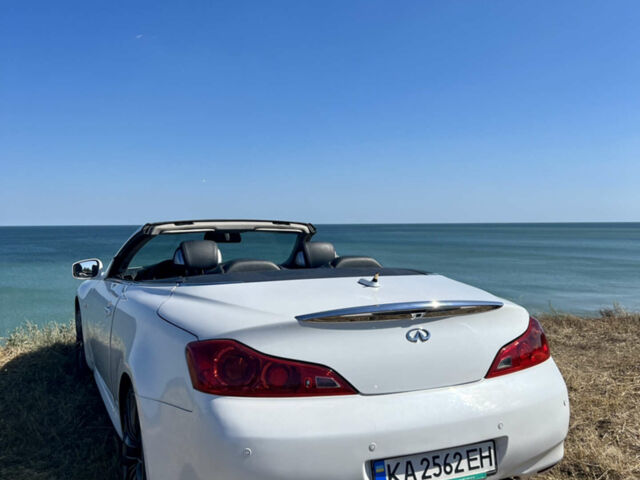 Білий Інфініті G37, об'ємом двигуна 3.7 л та пробігом 220 тис. км за 13500 $, фото 37 на Automoto.ua