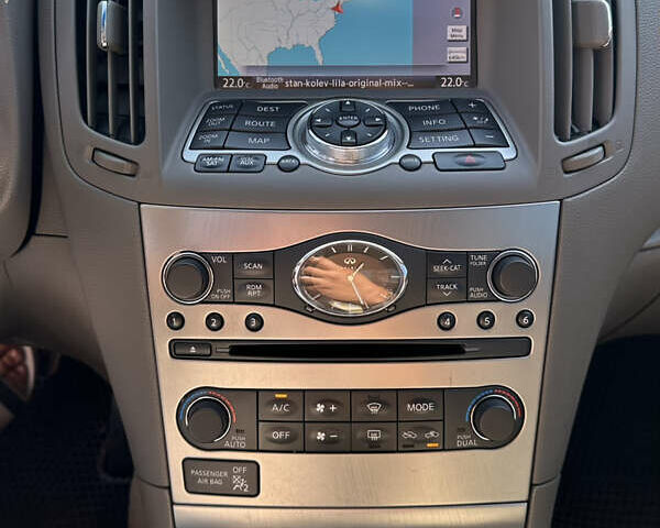 Белый Инфинити G37, объемом двигателя 3.7 л и пробегом 208 тыс. км за 12999 $, фото 31 на Automoto.ua