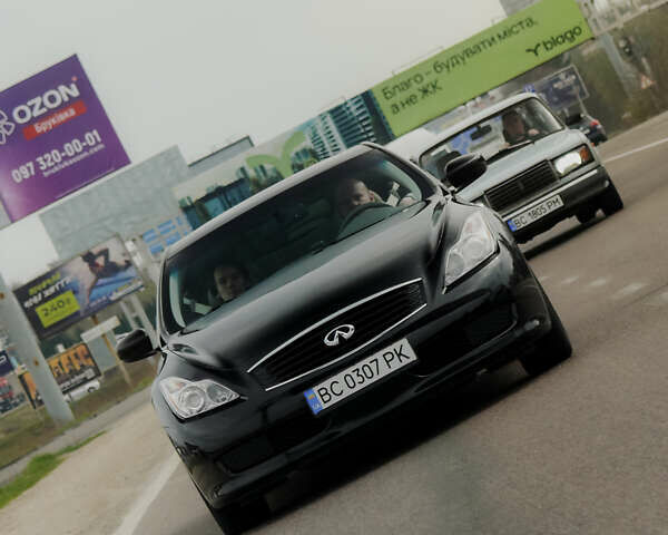 Черный Инфинити G37, объемом двигателя 3.7 л и пробегом 70 тыс. км за 10500 $, фото 10 на Automoto.ua