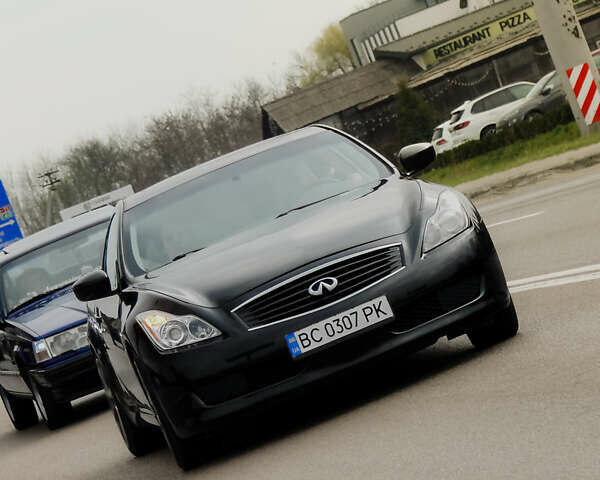 Черный Инфинити G37, объемом двигателя 3.7 л и пробегом 70 тыс. км за 10500 $, фото 5 на Automoto.ua