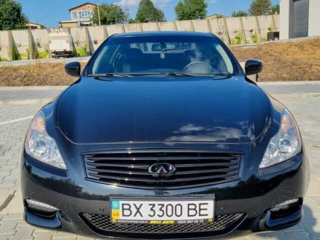 Черный Инфинити G37, объемом двигателя 0 л и пробегом 136 тыс. км за 10500 $, фото 2 на Automoto.ua