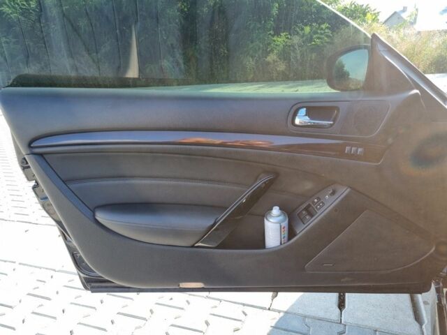 Черный Инфинити G37, объемом двигателя 0 л и пробегом 136 тыс. км за 10500 $, фото 5 на Automoto.ua