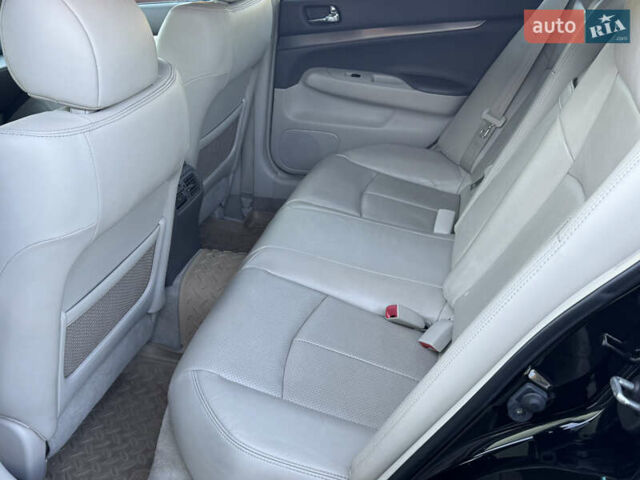 Черный Инфинити G37, объемом двигателя 3.7 л и пробегом 188 тыс. км за 9499 $, фото 7 на Automoto.ua