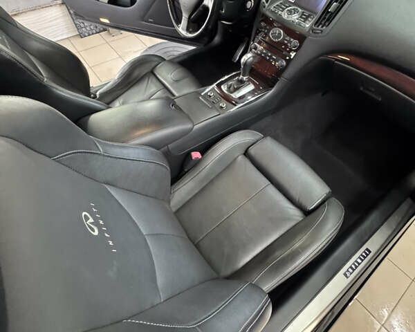 Черный Инфинити G37, объемом двигателя 3.7 л и пробегом 128 тыс. км за 13800 $, фото 11 на Automoto.ua