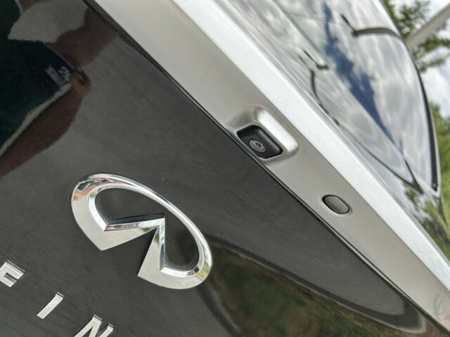 Черный Инфинити G37, объемом двигателя 3.7 л и пробегом 247 тыс. км за 10550 $, фото 4 на Automoto.ua