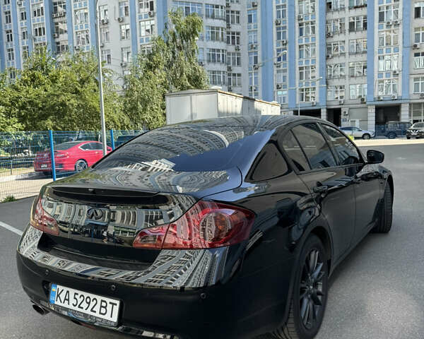 Чорний Інфініті G37, об'ємом двигуна 3.7 л та пробігом 142 тис. км за 13800 $, фото 4 на Automoto.ua