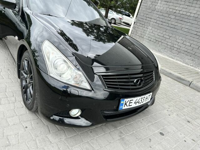 Черный Инфинити G37, объемом двигателя 3.7 л и пробегом 247 тыс. км за 10550 $, фото 1 на Automoto.ua