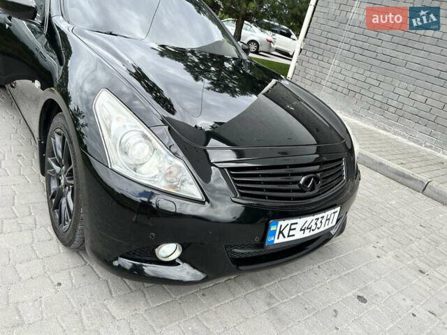 Черный Инфинити G37, объемом двигателя 3.7 л и пробегом 259 тыс. км за 10999 $, фото 3 на Automoto.ua