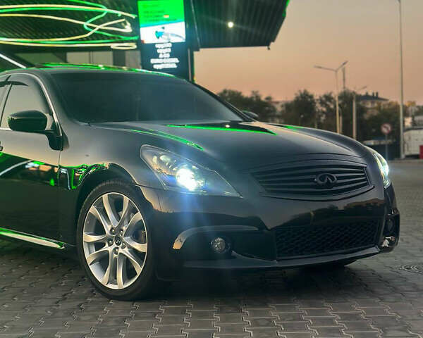 Черный Инфинити G37, объемом двигателя 3.7 л и пробегом 80 тыс. км за 13900 $, фото 1 на Automoto.ua