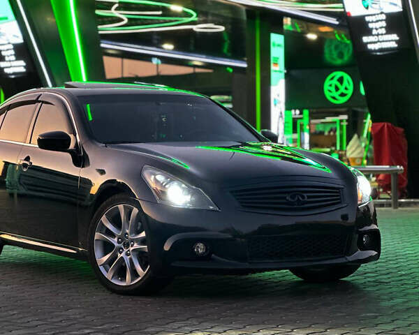 Черный Инфинити G37, объемом двигателя 3.7 л и пробегом 80 тыс. км за 13900 $, фото 4 на Automoto.ua
