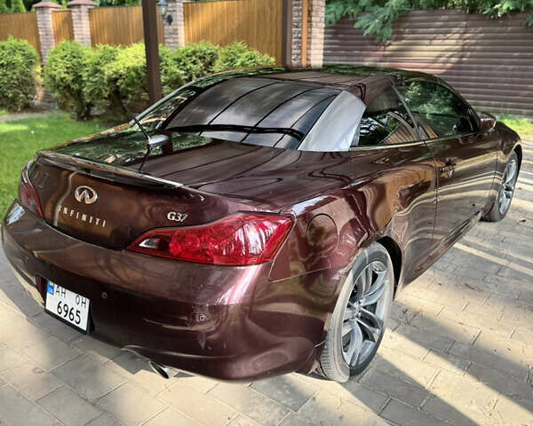 Червоний Інфініті G37, об'ємом двигуна 3.7 л та пробігом 108 тис. км за 13900 $, фото 10 на Automoto.ua
