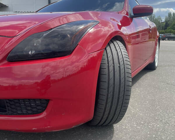 Инфинити G37, объемом двигателя 3.7 л и пробегом 177 тыс. км за 9500 $, фото 1 на Automoto.ua